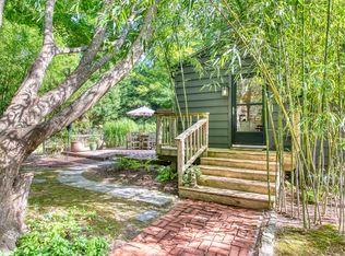 17 Woodland Dr, Sag Harbor, NY 11963