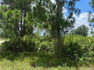 770 Oakridge Ave S, Lehigh Acres, FL 33974