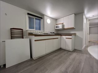 4590 W 12th Ave, Vancouver, BC V6R2R5