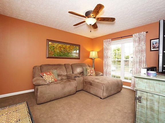 3rd image of 6158 Greens Way