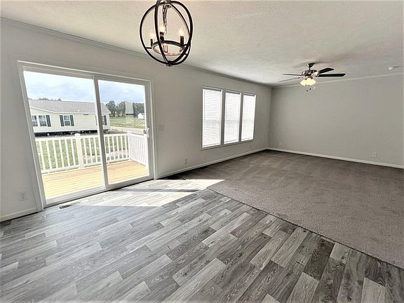 3rd image of 5366 Coventry Dr