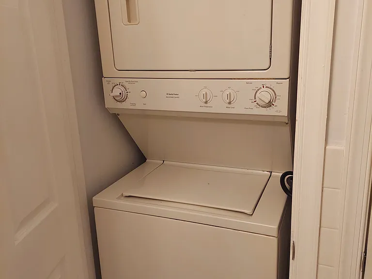1519 Spruce St #4 — Photo 11