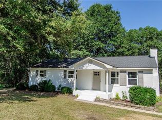 15205 Comanche Ln, Matthews, NC 28104