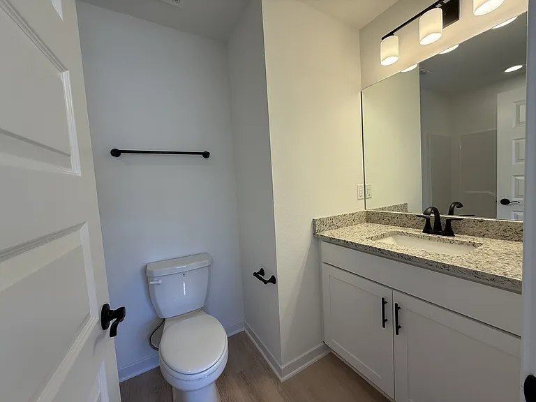 1863 South Garland Avenue - 3 — Photo 9