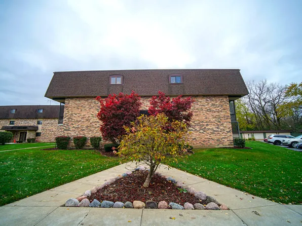 9184 South Rd APT D, Palos Hills, IL 60465