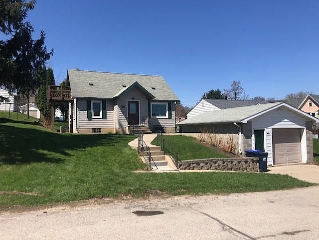 1st image of 705 Rochelle Ave S