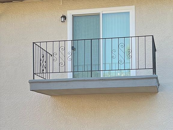 5th image of 1219 Leigh Ave #9