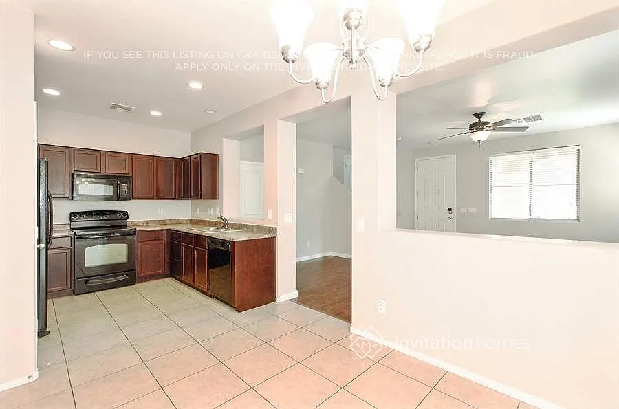3915 S Napa Ln Gilbert, AZ 85297 — Photo 4