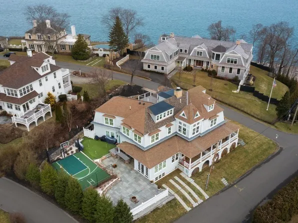 2 Merrill St, Hingham, MA 02043