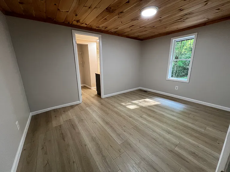 Holly Hill Dr — Photo 16