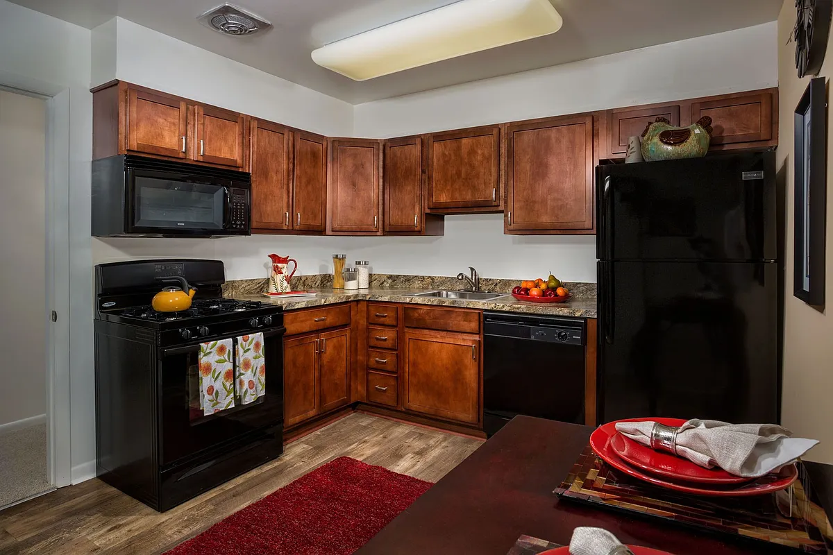 Building Photo - Elkridge Estates