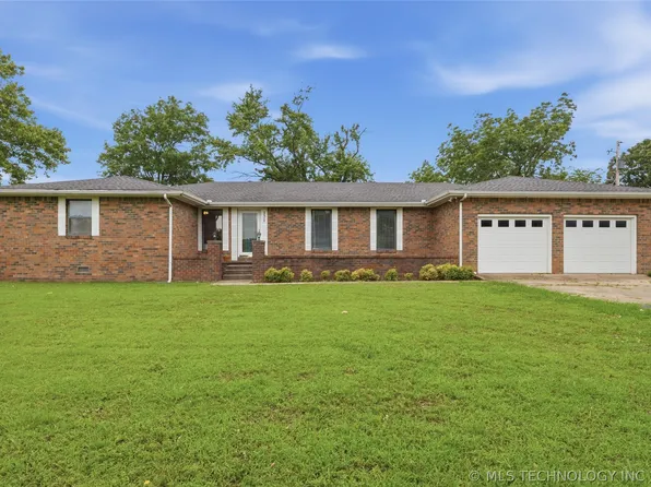 731 N Mississippi St, Nowata, OK 74048