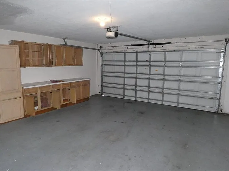 617 Segovia Ct NE — Photo 20
