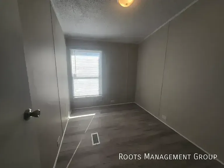 1237 Knotty Elm Loop #125 — Photo 11