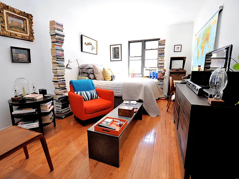 312 W 23rd St #3S — Photo 2
