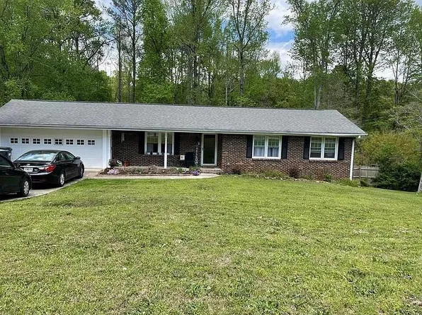 4471 Parkview Dr, Lithia Springs, GA 30122