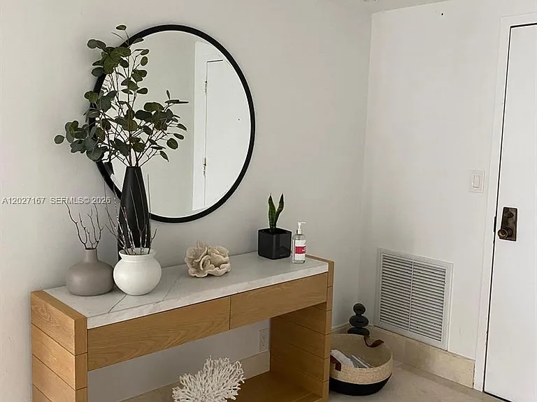 1121 Crandon Blvd #D1007 — Photo 7