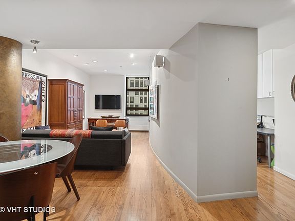 5th image of 680 N Lake Shore Dr APT 1413