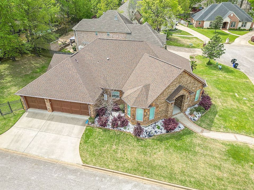 1st image of 2400 Shadow Creek Cir
