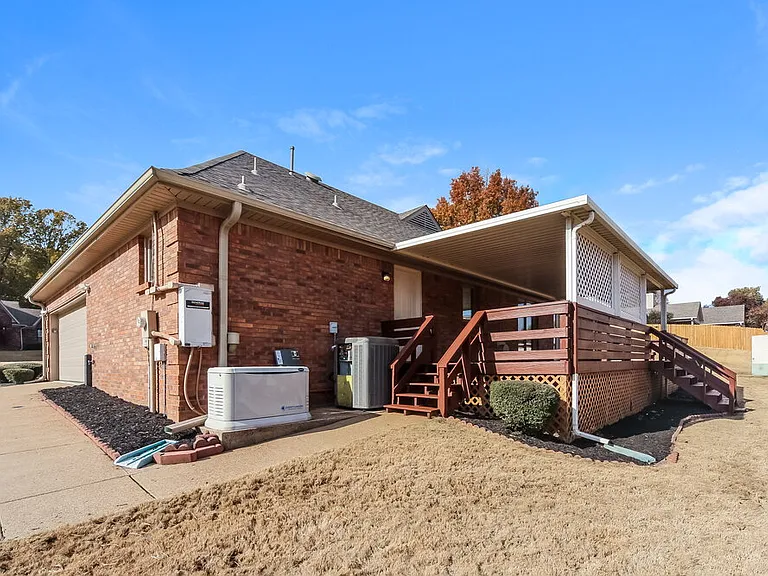 6404 Evergreen Dr — Photo 19