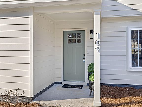 4th image of 109 Woodthrush Rd