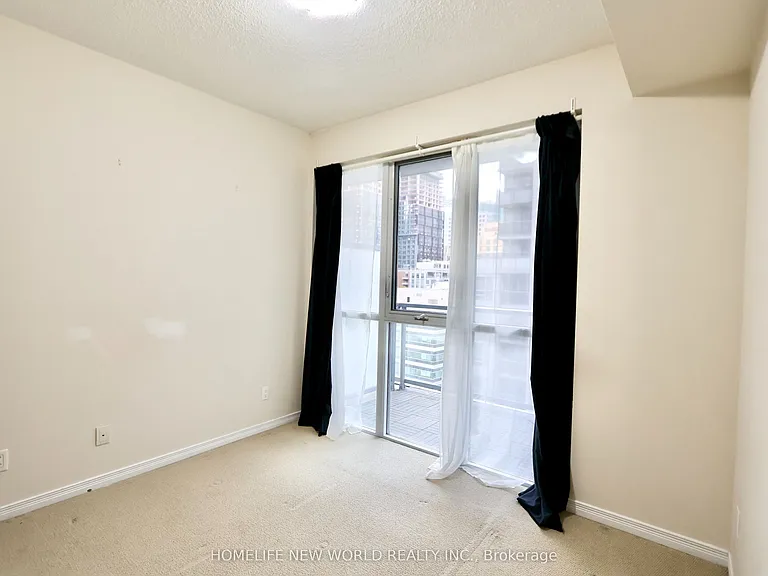 352 Front St W #1517 — Photo 12