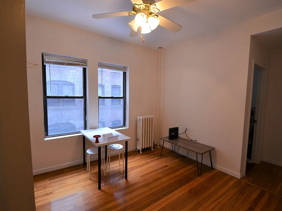 58 Westland Ave #5