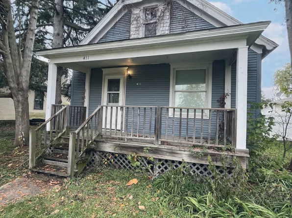 411 S Main St, Grant Park, IL 60940