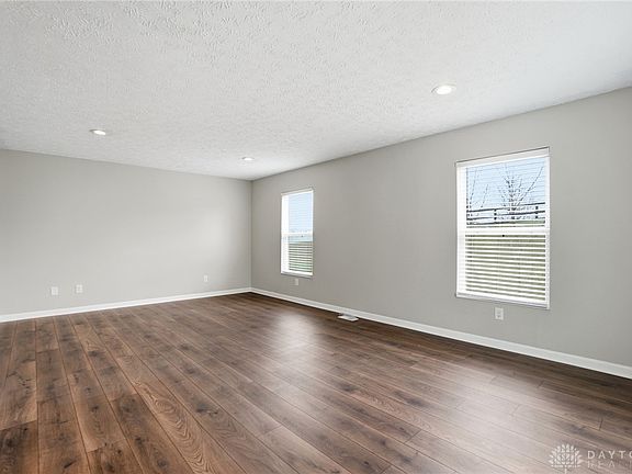 3rd image of 364 Mollie Dr