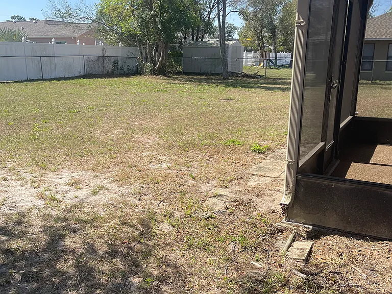 10480 Monarch St — Photo 3