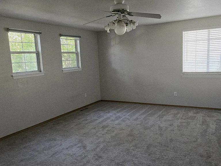 8078 Clay Dr — Photo 10