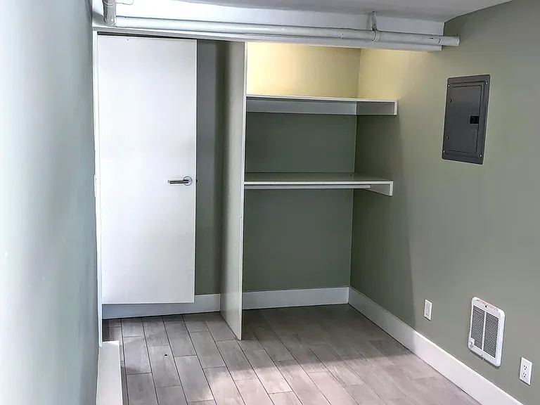 Bedroom Built In Cabinetry