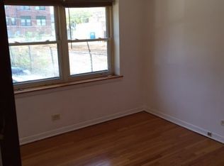 2976 E 78th St #3A, Chicago, IL 60649