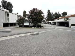 23637 Park Capri Unit 36, Calabasas, CA 91302