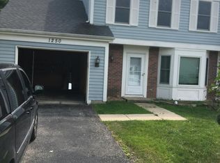 1250 Trinity Dr, Carol Stream, IL 60188