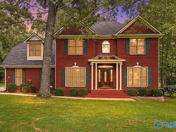 2nd image of 127 Turtle Bend Dr