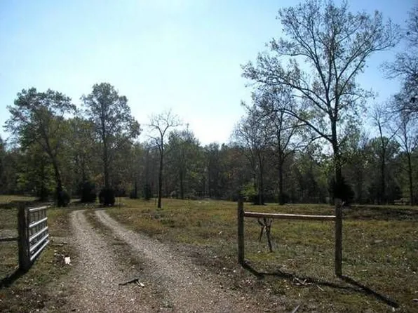 460 Hickory Hill Rd, Shelbyville, TN 37160