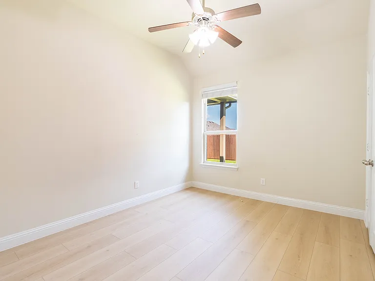 612 Calliopsis St — Photo 22