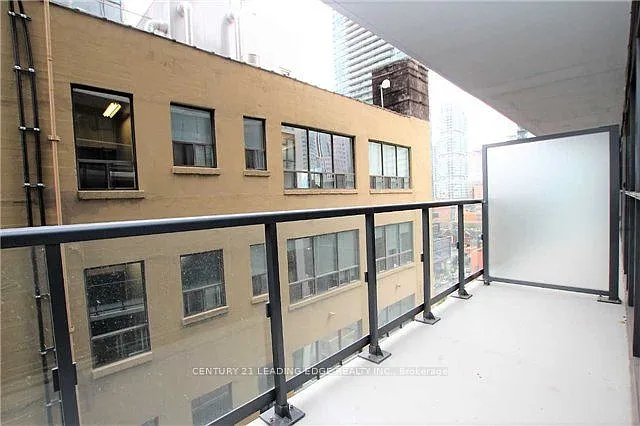 87 Peter St #1112 — Photo 12
