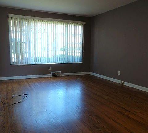 Living room picture window