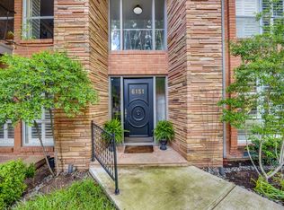 6151 Bandera Ave APT B, Dallas, TX 75225