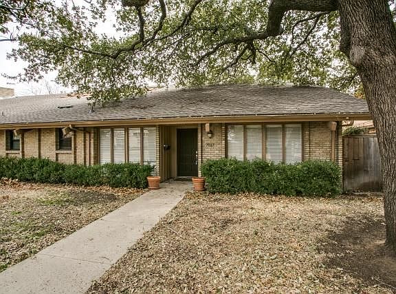2nd image of 7015 Briarmeadow Dr