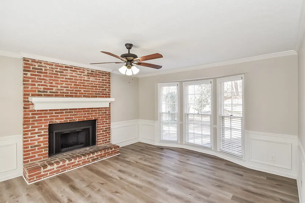 3 bed, 2.5 bath, 1796 sqft, $2,800 — Photo 4