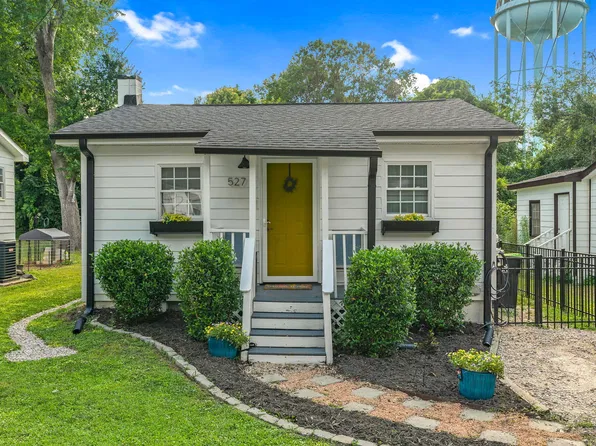 527 N Cypress St, Wendell, NC 27591