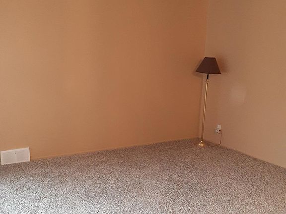5th image of 1843 Stieber St #145