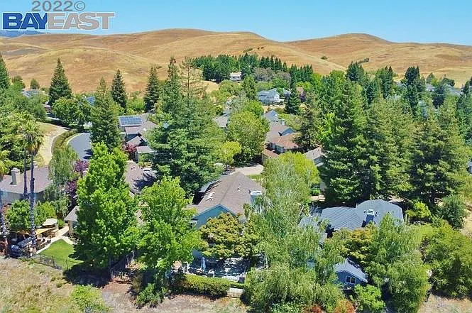74 Canyon Green Way — Photo 41