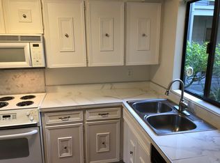 1471 Rainier Ct APT 4, Fircrest, WA 98466