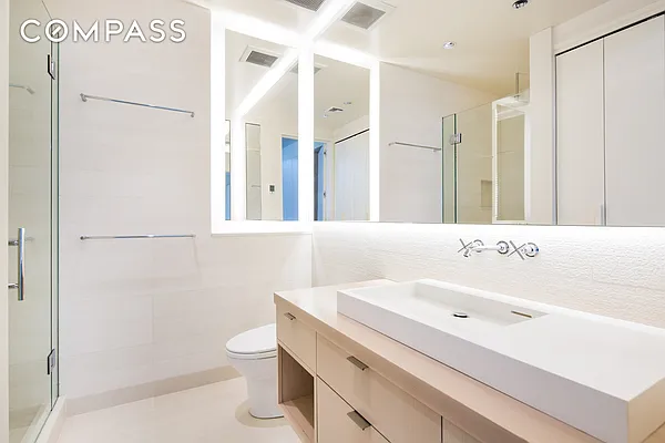 Rented by Compass | media 12