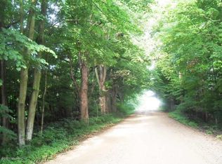 9166 Franklin Rd, Berrien Center, MI 49102