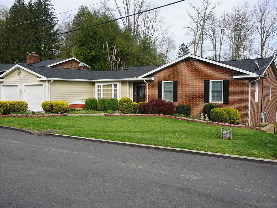 1st image of 11 Diana Dr